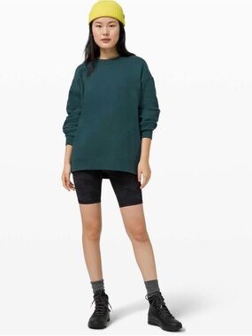 Lululemon perfectly Oversized Crew